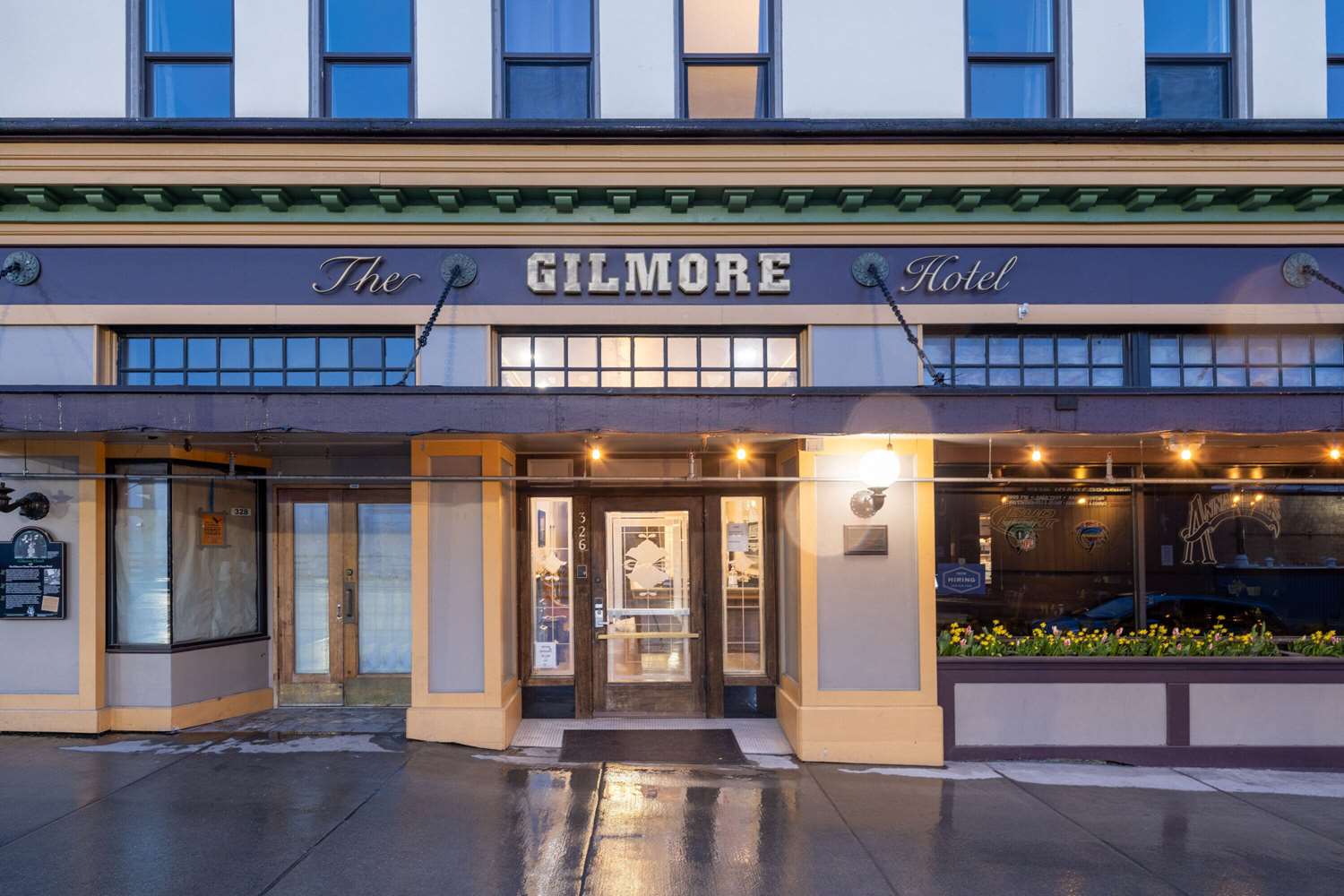 Gilmore Hotel, Trademark Collection by Wyndham 2/56