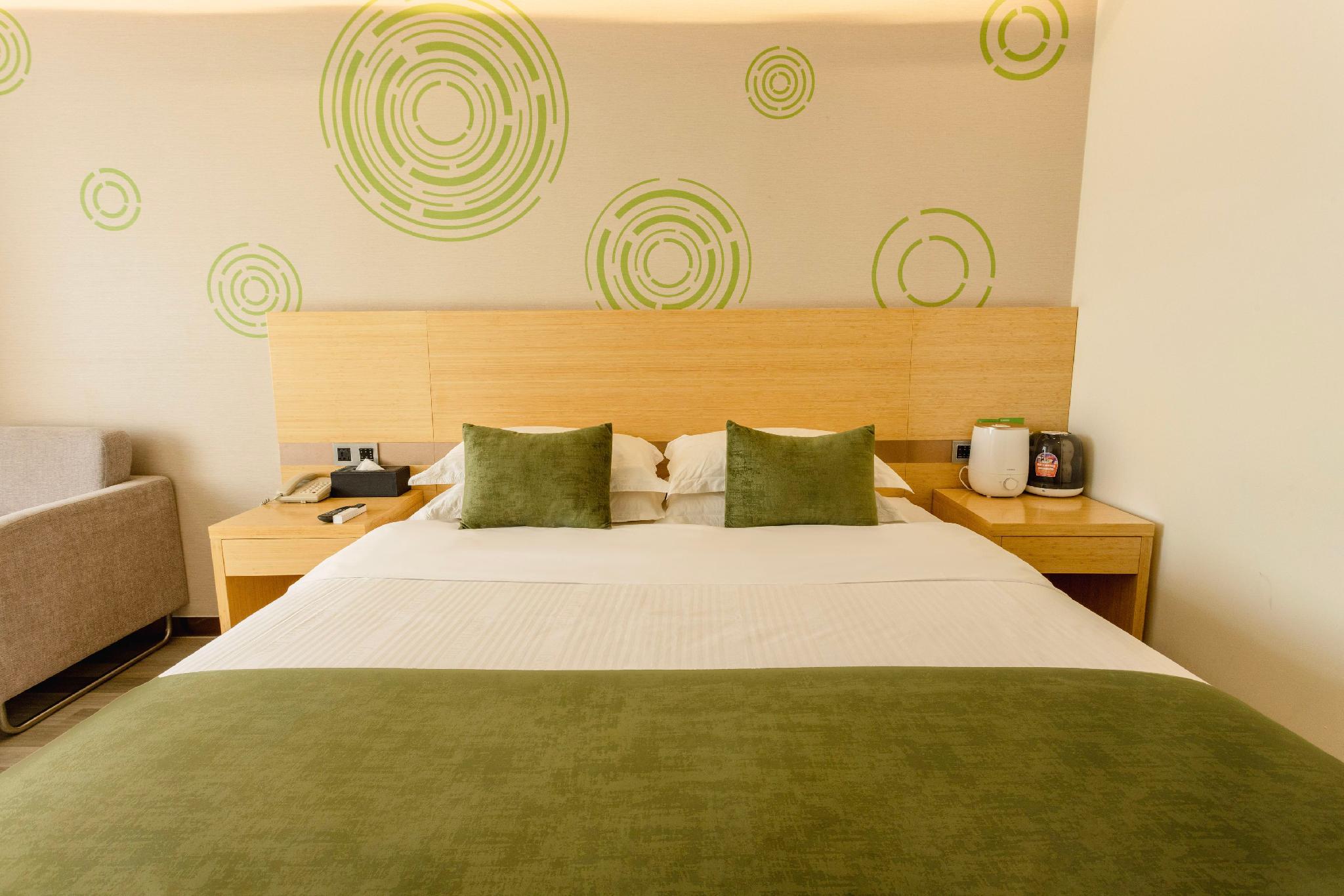 BUSINESS, DOUBLE BED