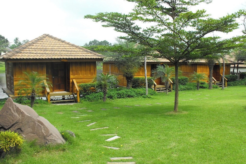 Fahluang Resort 41/50