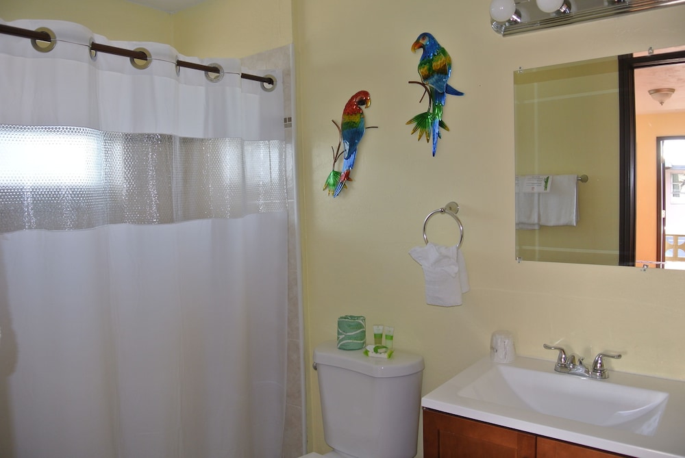 Creekside Inn Islamorada 33/45