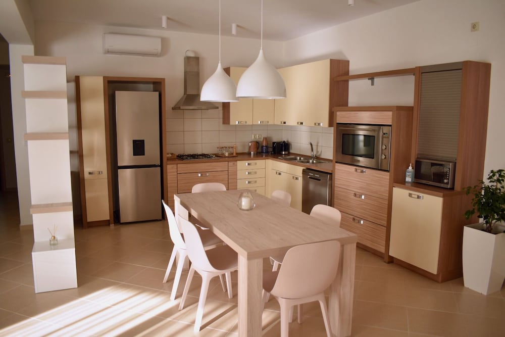 Gallery Suites Parga 38/46