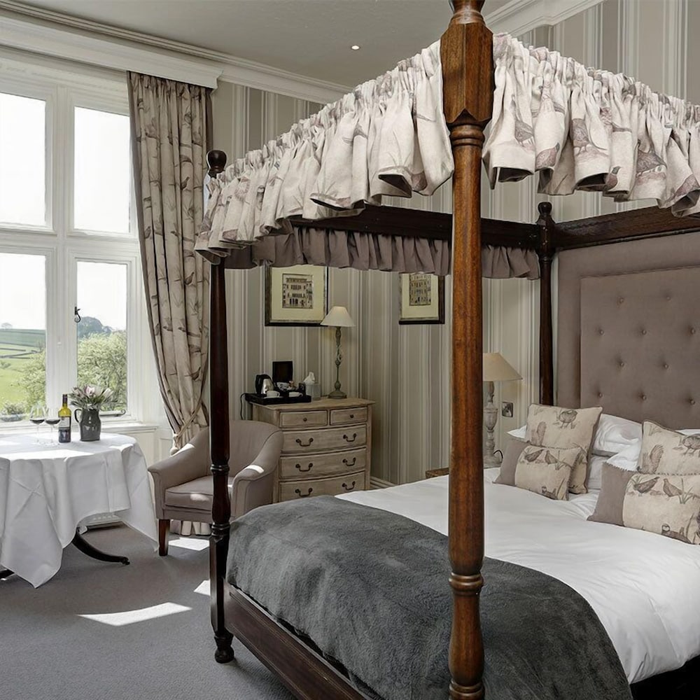 Falcon Manor Hotel 20/49
