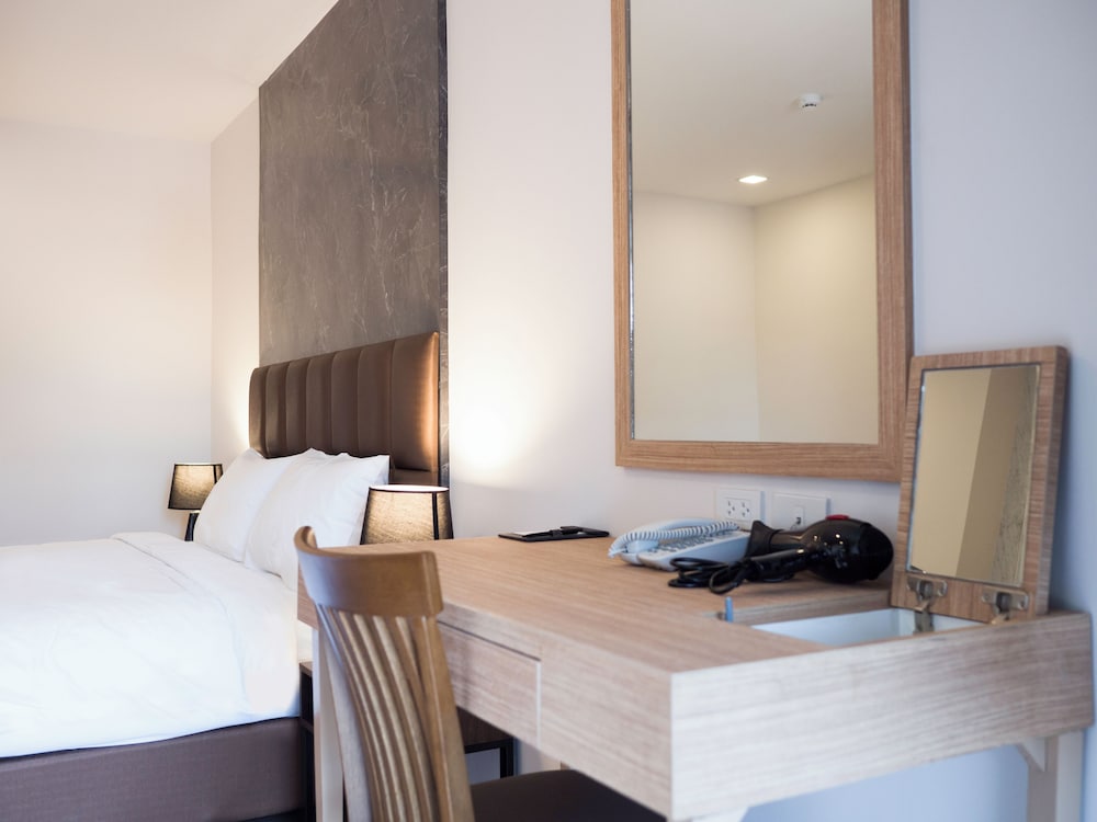 B2 Amata Nakorn Premier Hotel 16/34