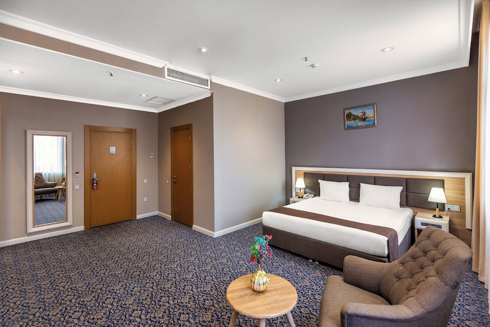 Metro City Hotel 14/44