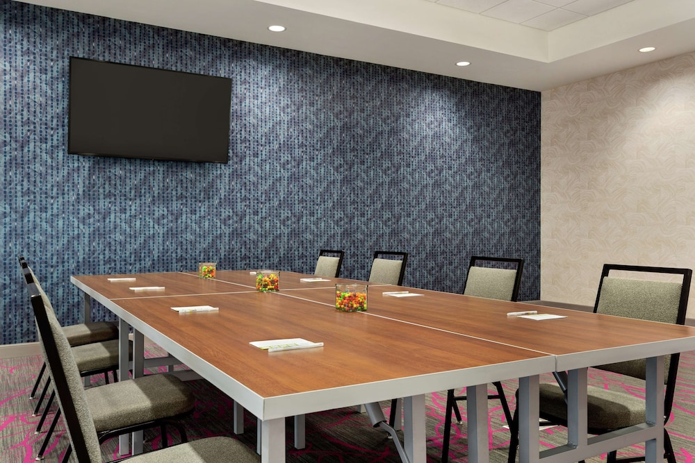 Home2 Suites By Hilton Colorado Springs South 27/30
