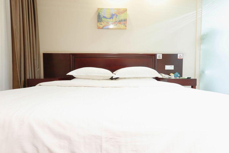 BUSINESS, DOUBLE BED