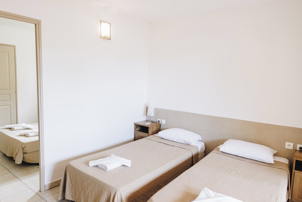 Residence Benista 8/42