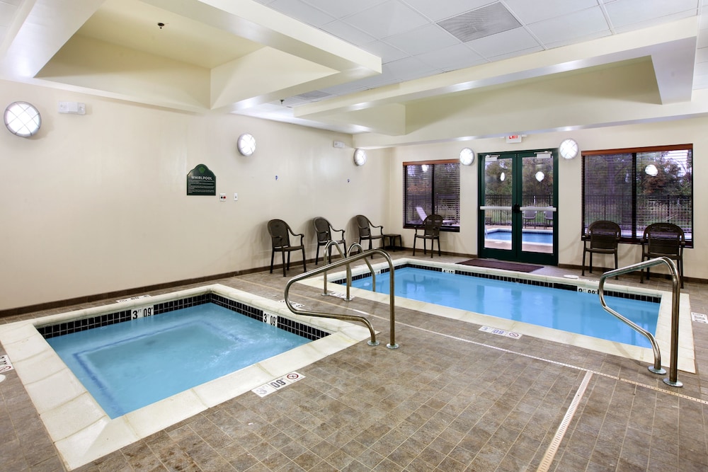 Home2 Suites by Hilton St. Charles St.Louis 17/38