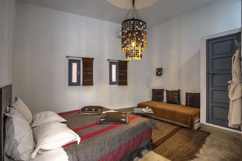 Riad Awa 38/73