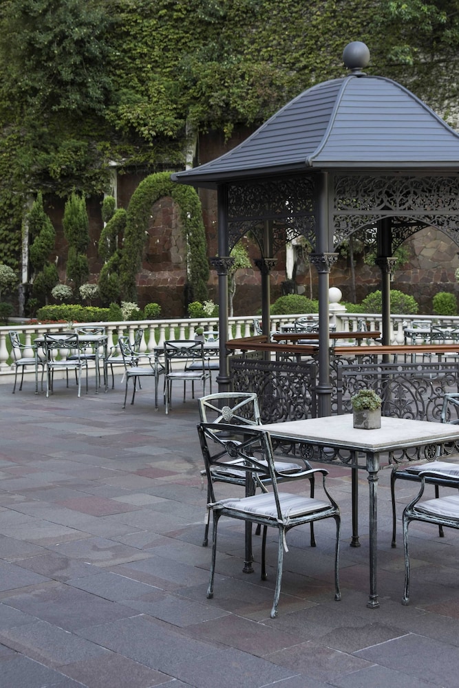 Hotel Emperador Buenos Aires 44/50