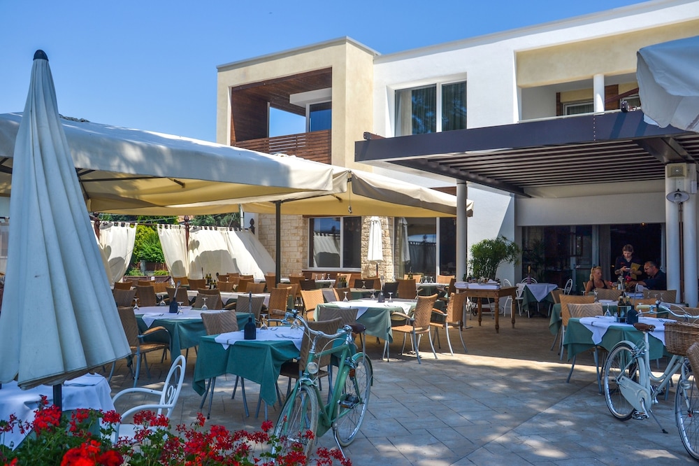 Hotel Maximilian 2/50