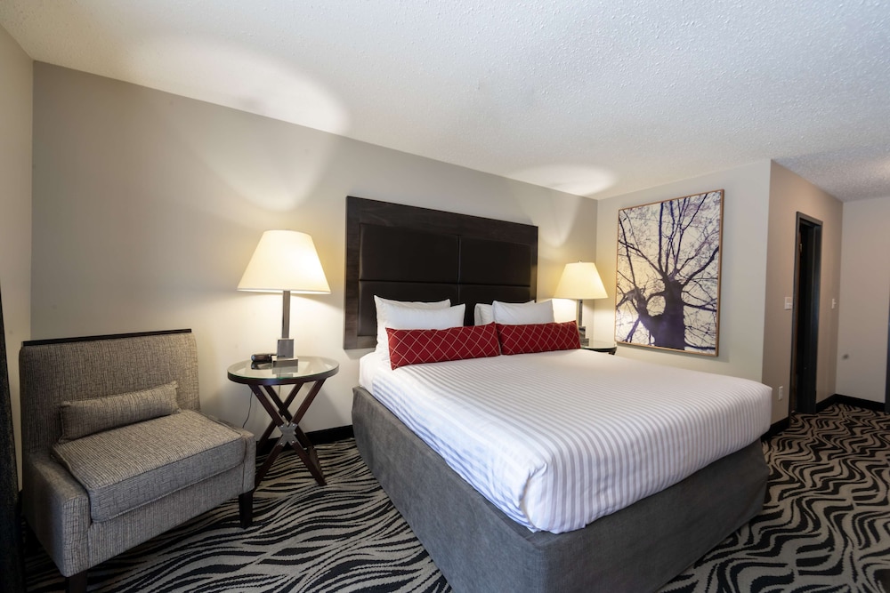 SureStay Hotel by Best Western Castlegar 3/44