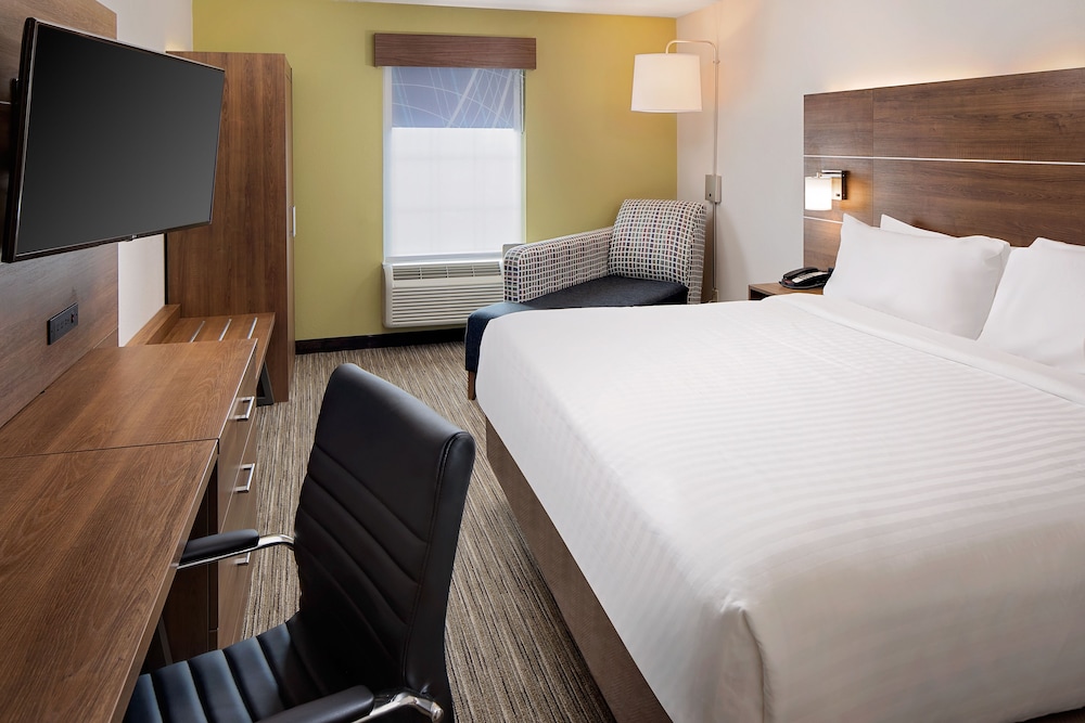 Holiday Inn Express Harrisburg East 17/71