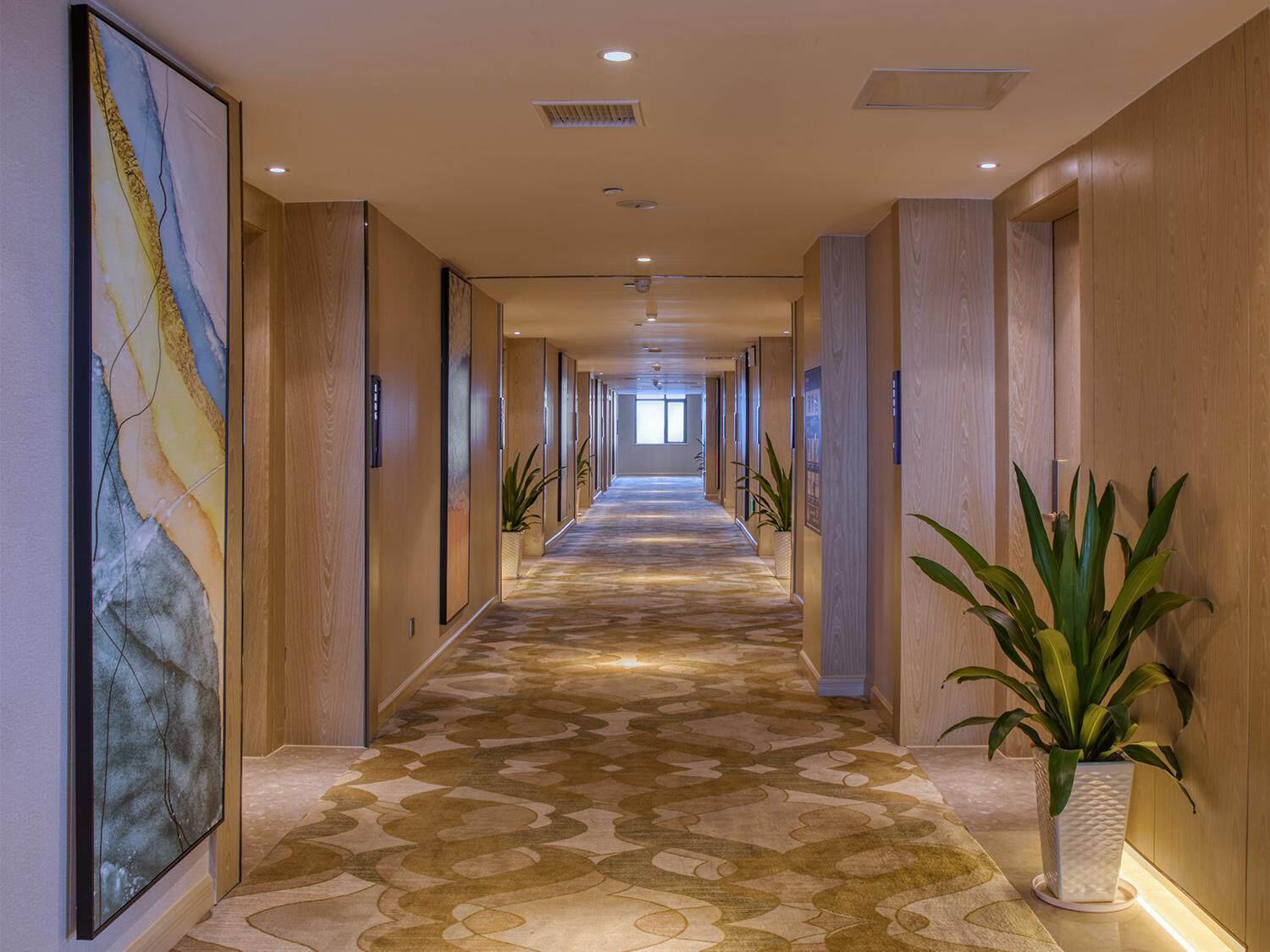 Kyriad Marvelous Hotel (Changning Zhongyin Times Plaza) 51/53