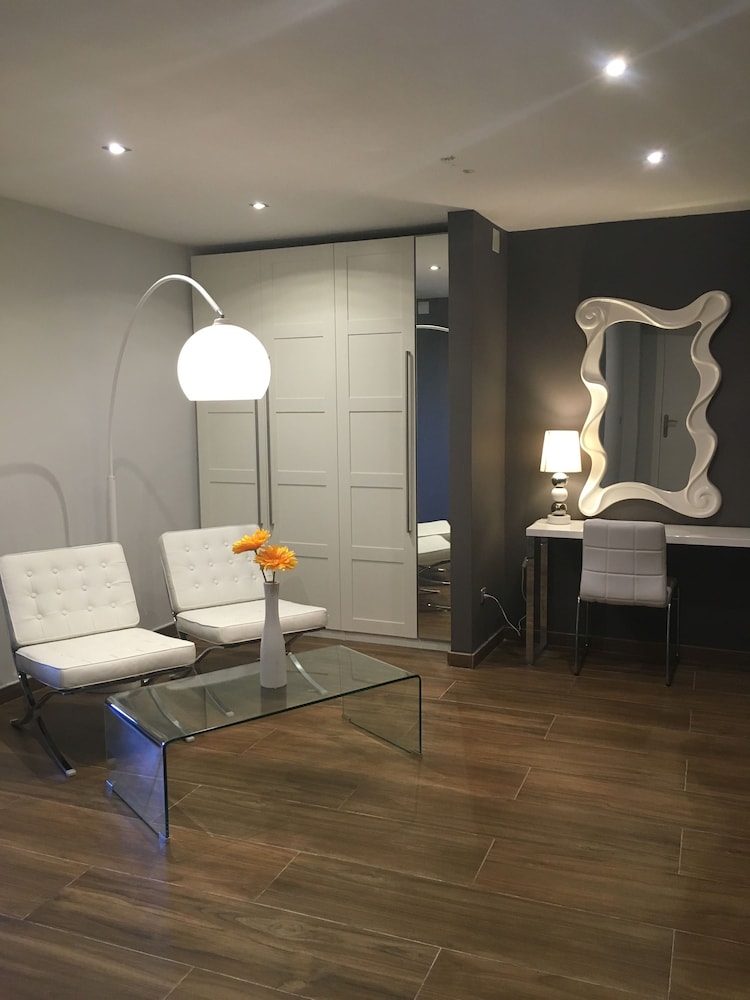 Hotel Petit Mirador 49/66