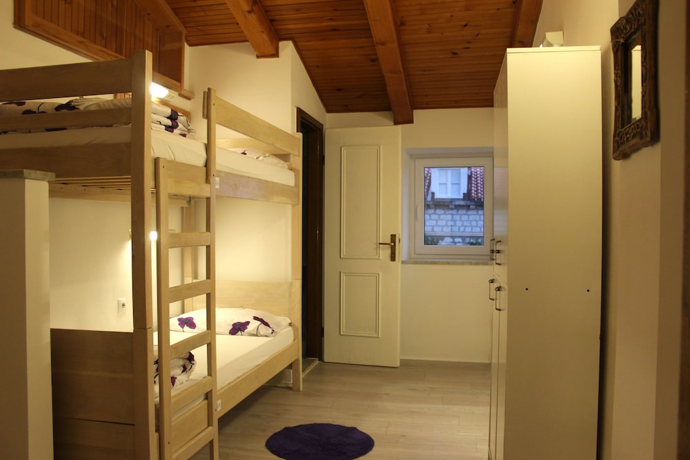 Hostel Angelina Old Town Dubrovnik 35/39