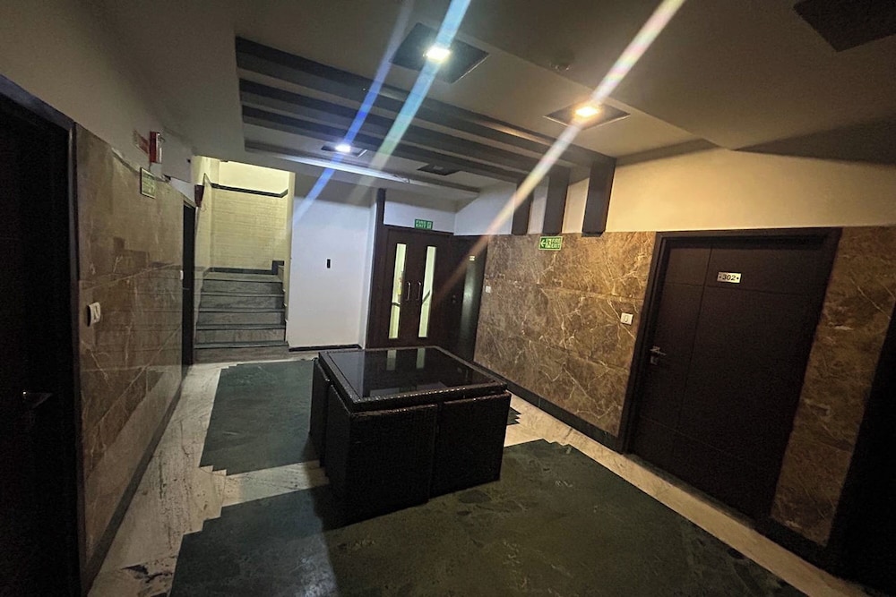 Arihant Inn 48/53