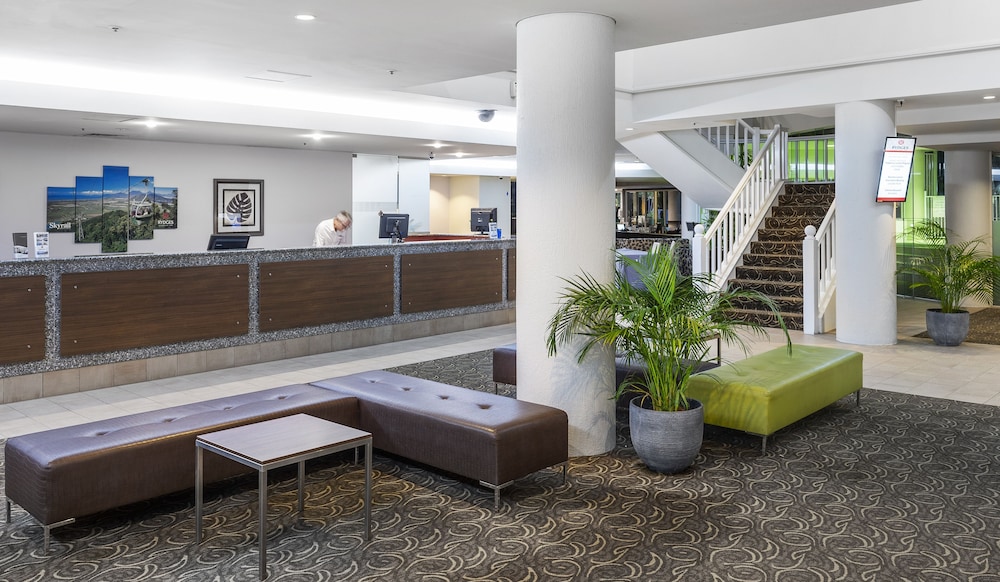 Rydges Esplanade Resort 7/68