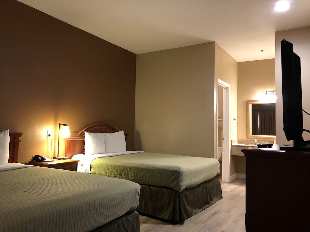 Valley Inn 20/44