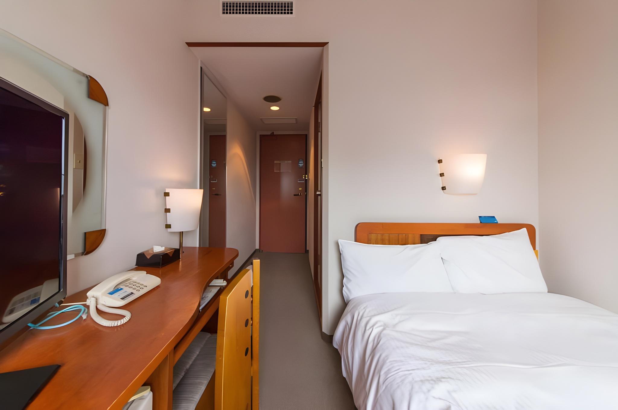 Semi Room, Semi Double Bed, Small, Smoking