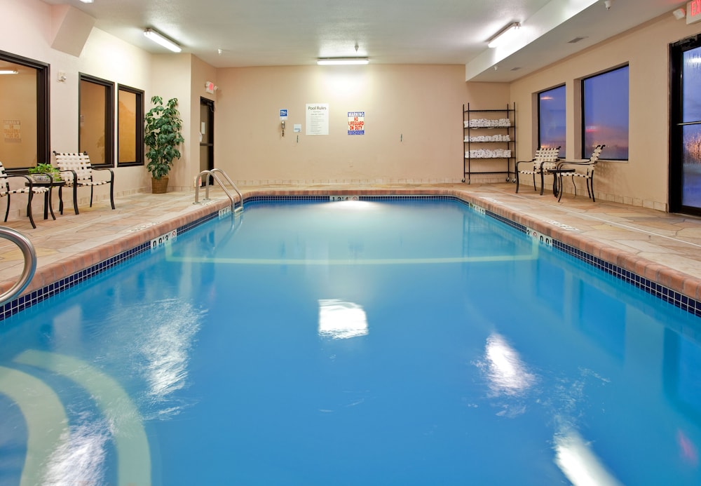 Holiday Inn Express & Suites Kansas City-Liberty (Hwy 152), an IHG Hotel 43/74