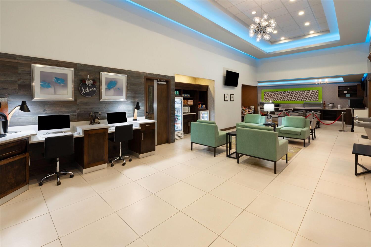 Ramada By Wyndham El Paso 27/38