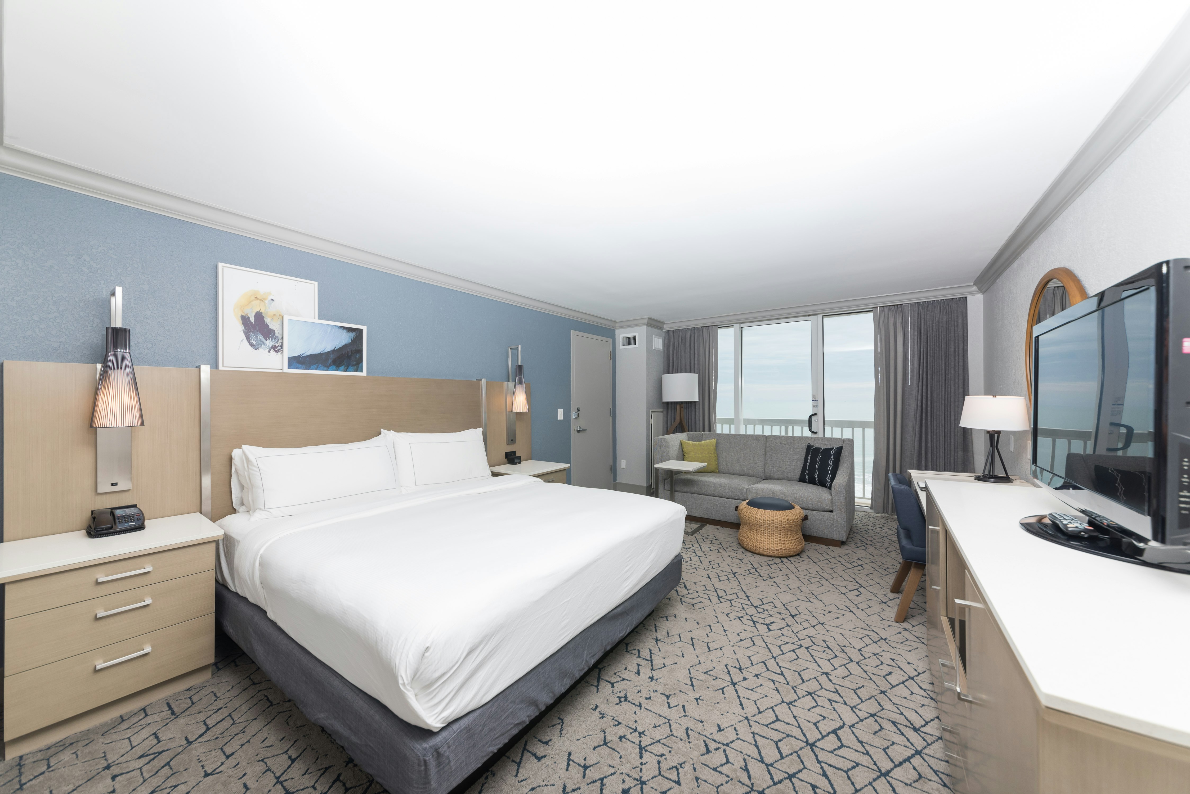 ROOM, KING BED, OCEAN FRONT, SOFA
