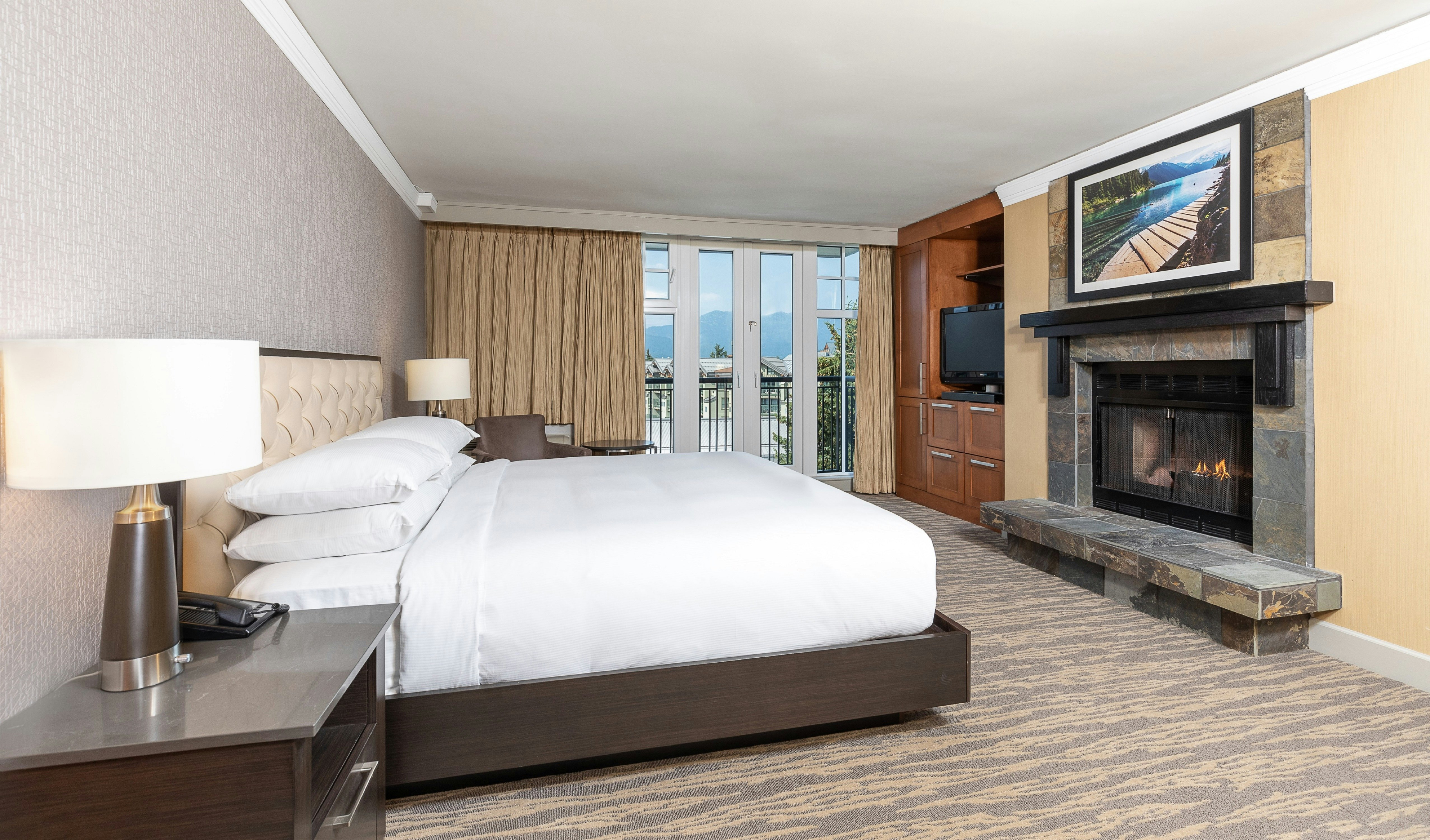 2 Bedrooms, Mountain, Suite