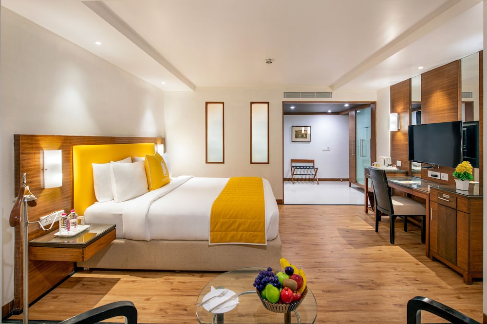 BloomSuites Ahmedabad 9/37