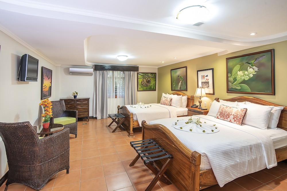 Hotel Casa Roland Golfito (ex Casa Roland Marina Resort) 17/72