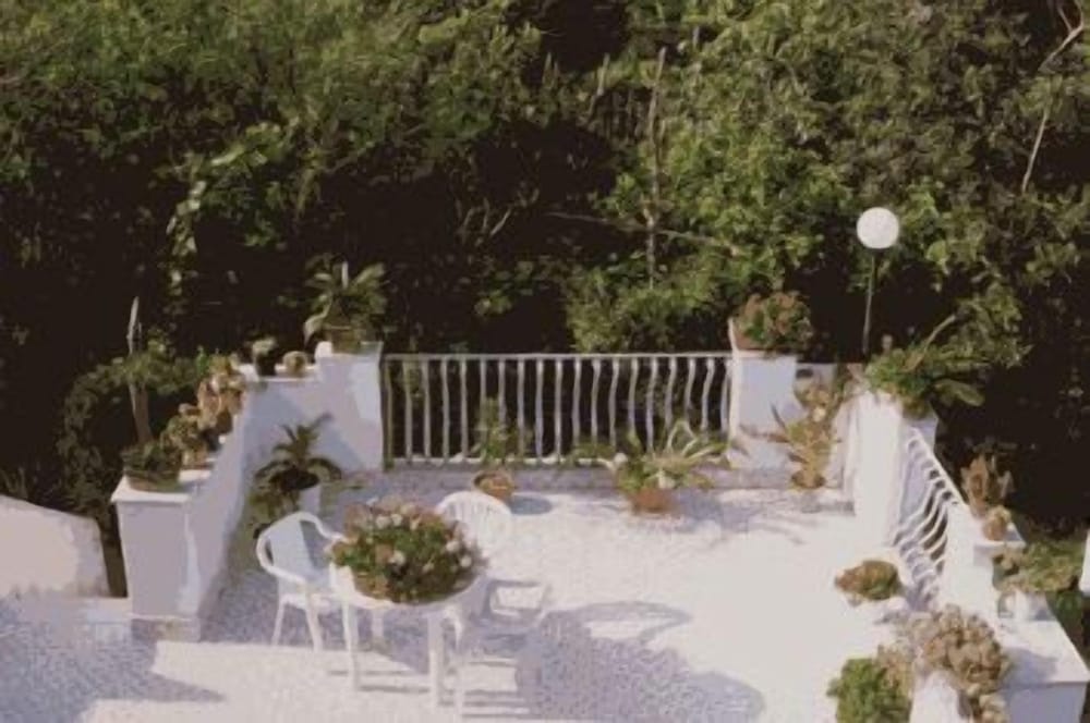 Hotel Tirreno Residence 47/50