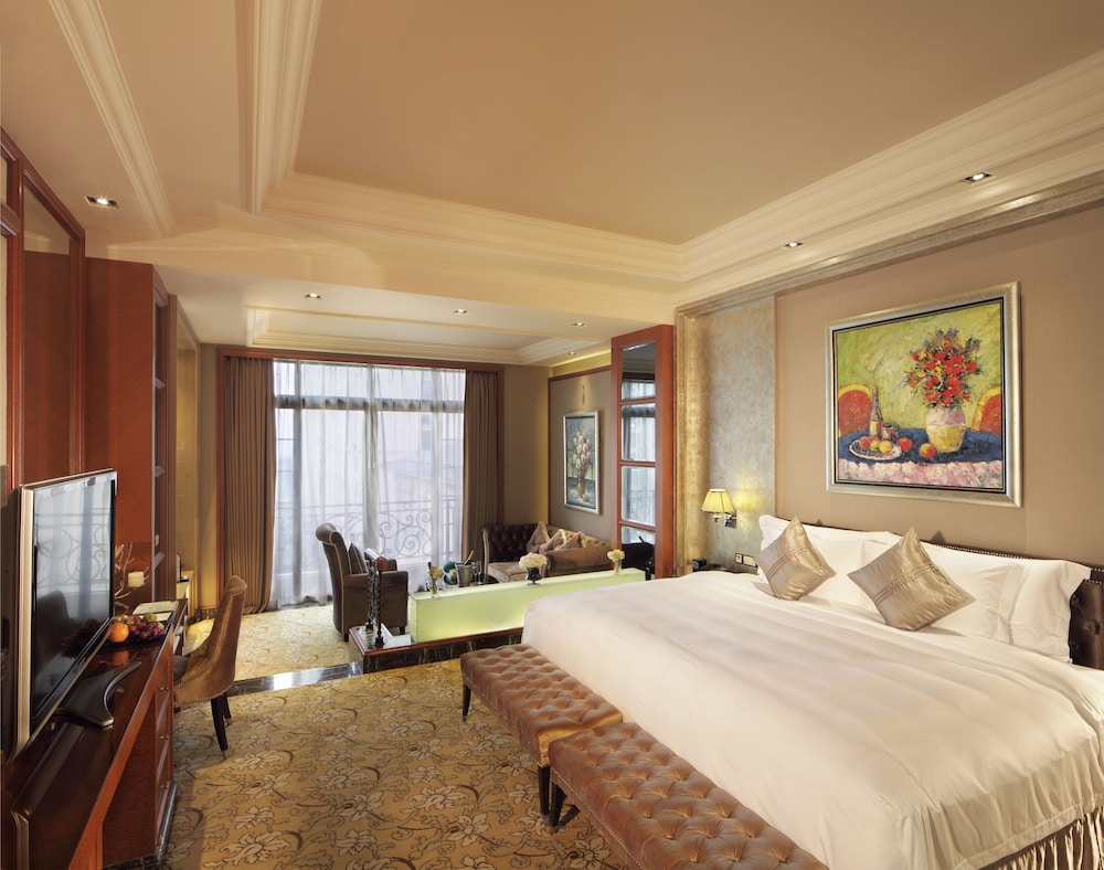 Chateau star River Guangzhou Peninsula 8/28