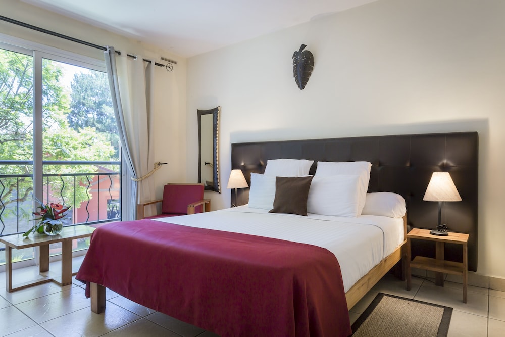 Relais des Plateaux 8/63
