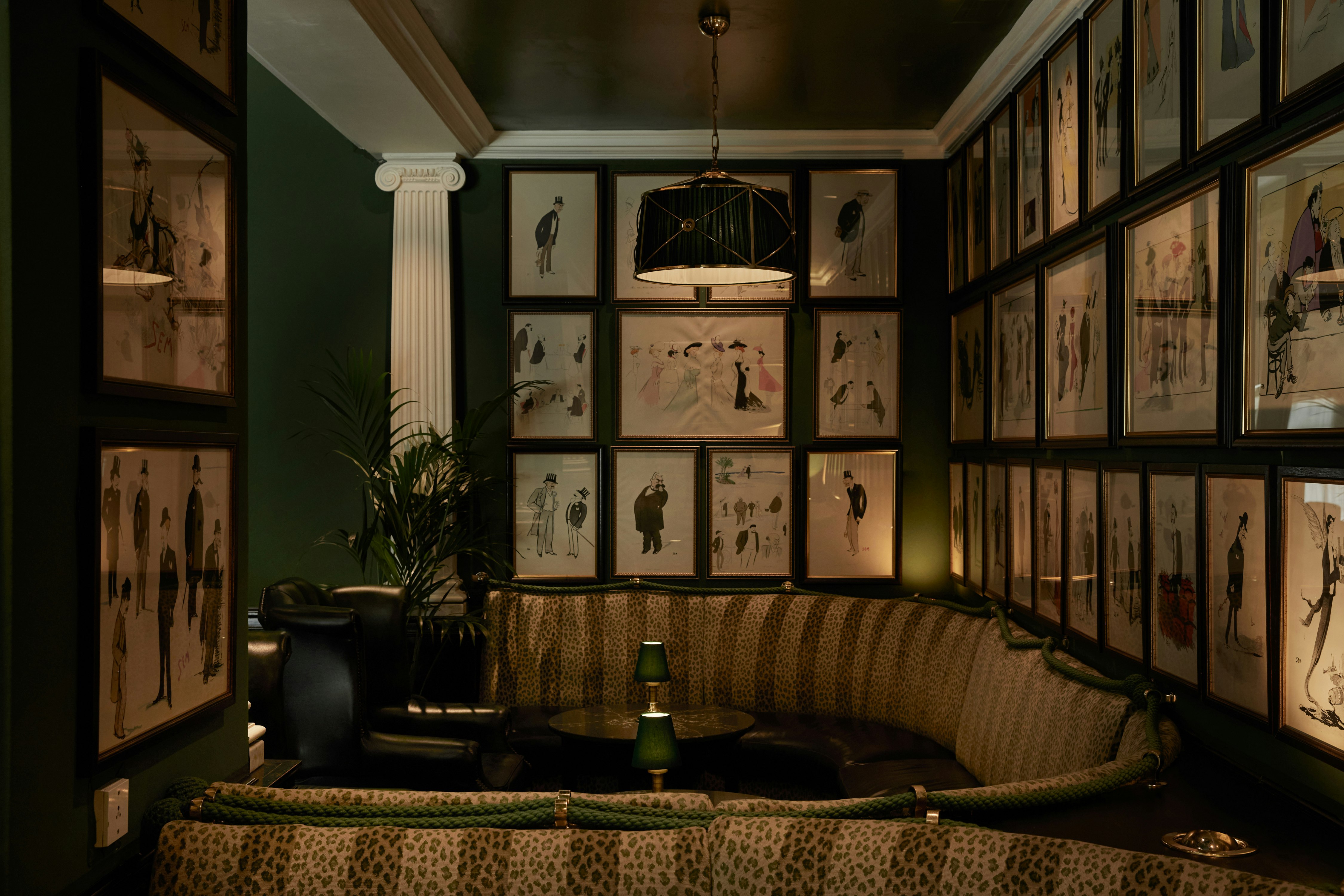 The Chesterfield Mayfair 37/84