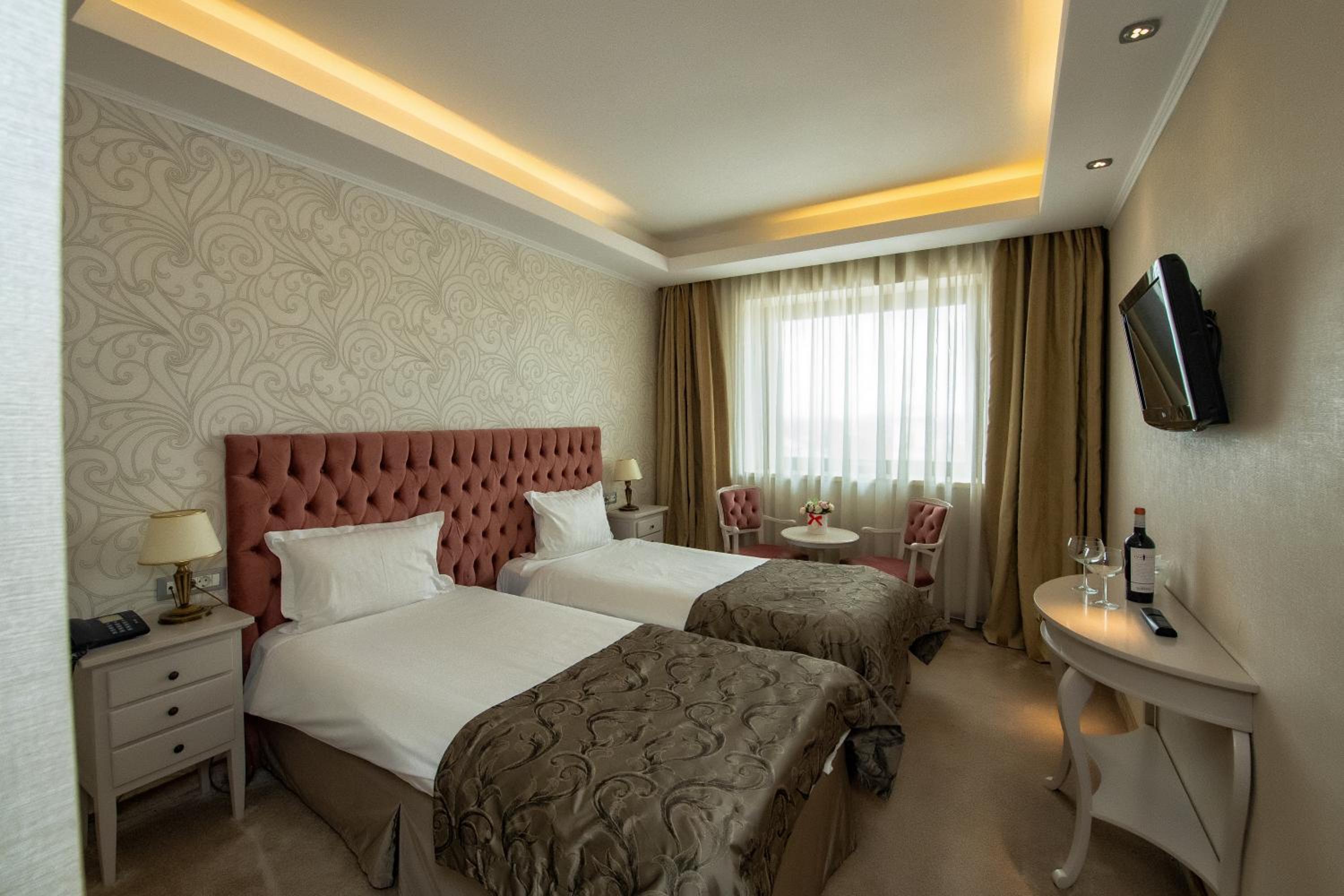 Standard, Double or Twin Bed