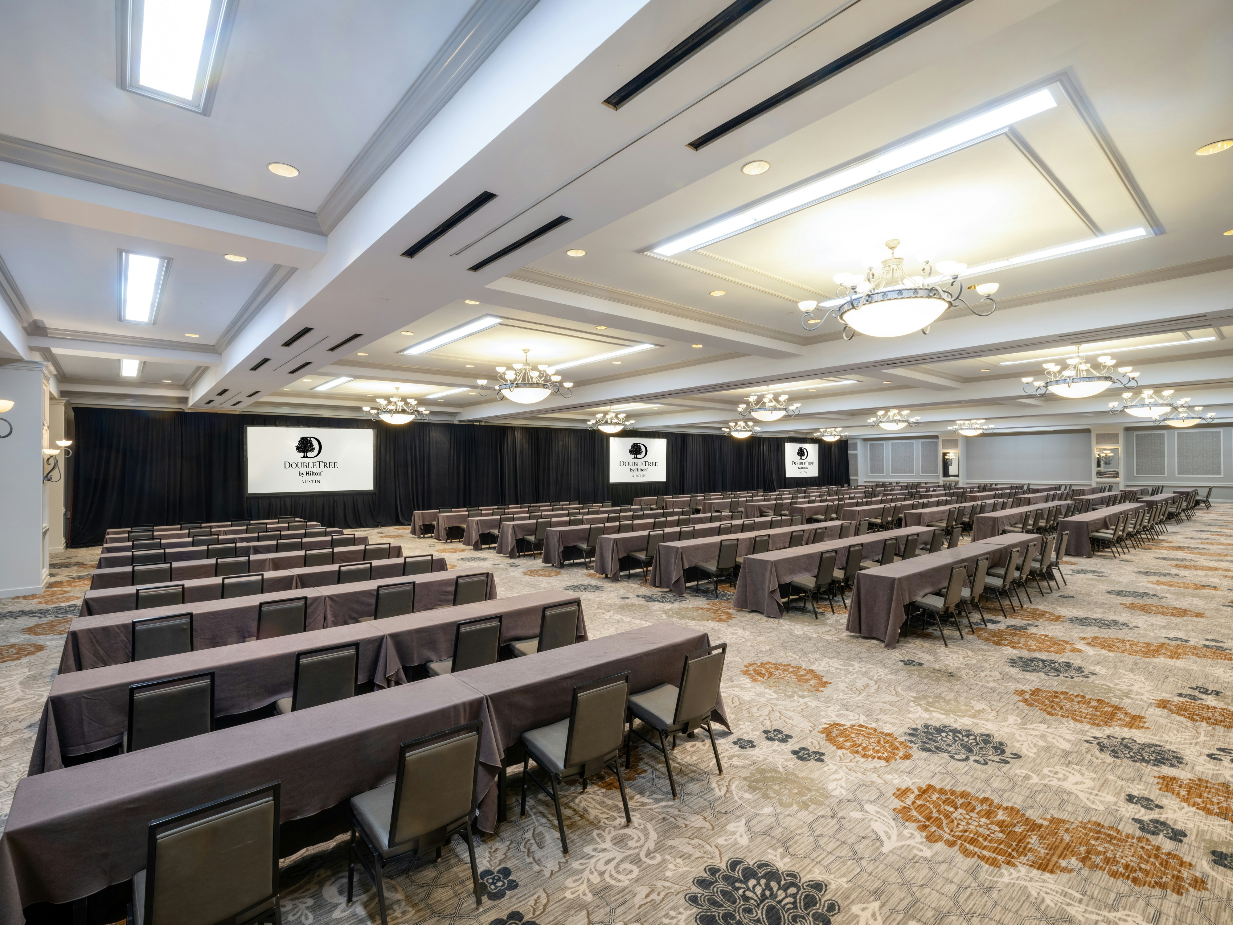 Doubletree By Hilton Austin 53/60
