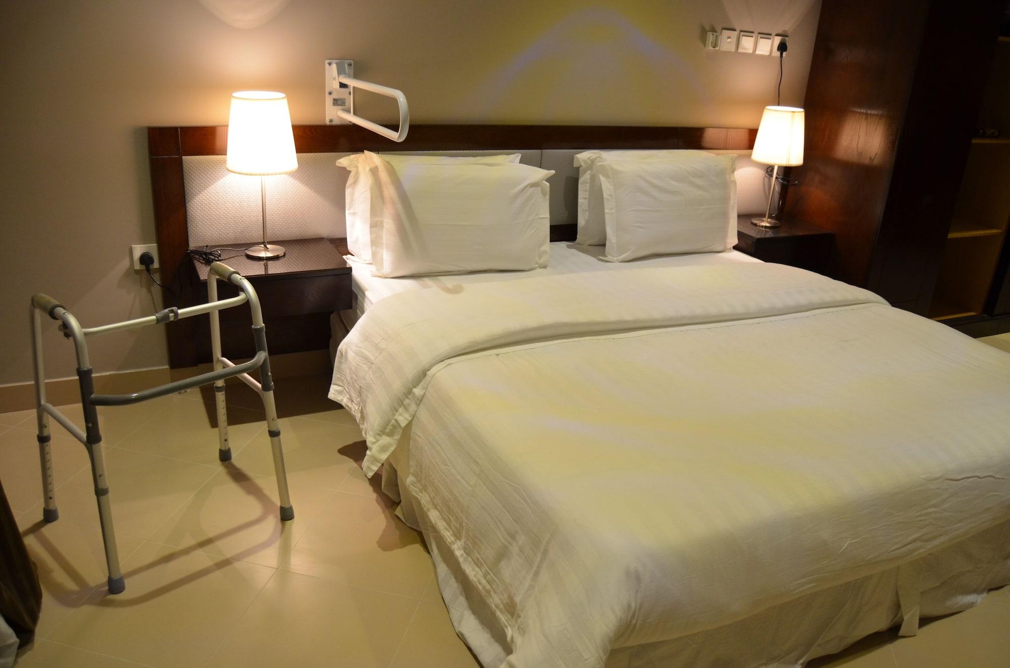 فندق تربل تري(Triple Tree Hotel) 21/50