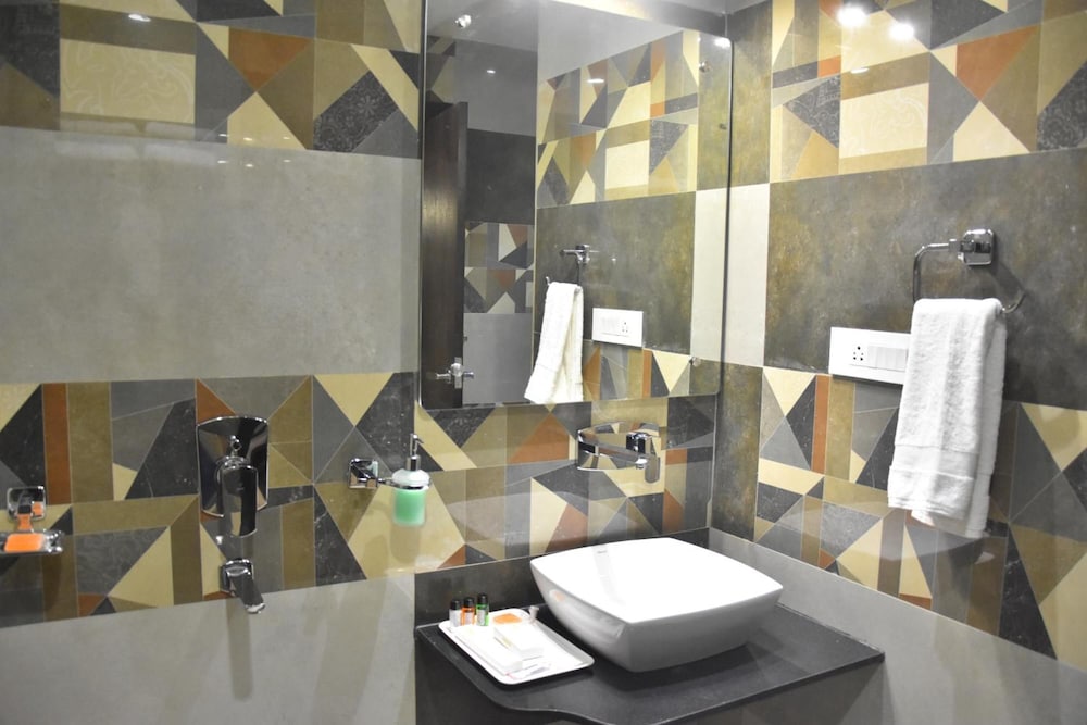 Hotel Abhinav International 26/26