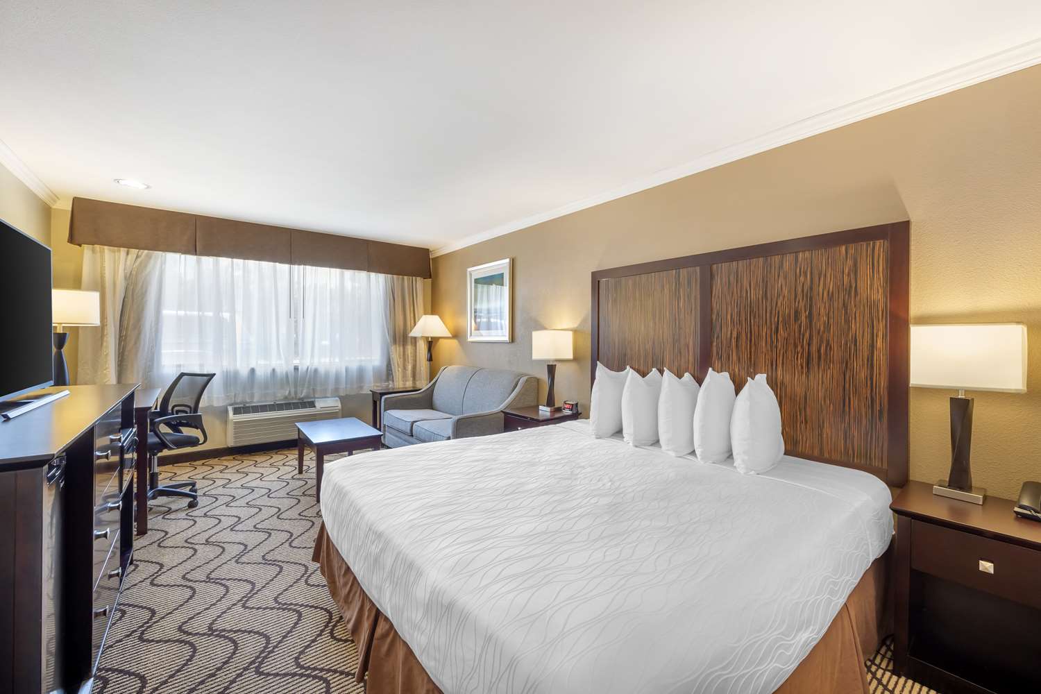Best Western Plus Orchid Hotel & Suites 10/59