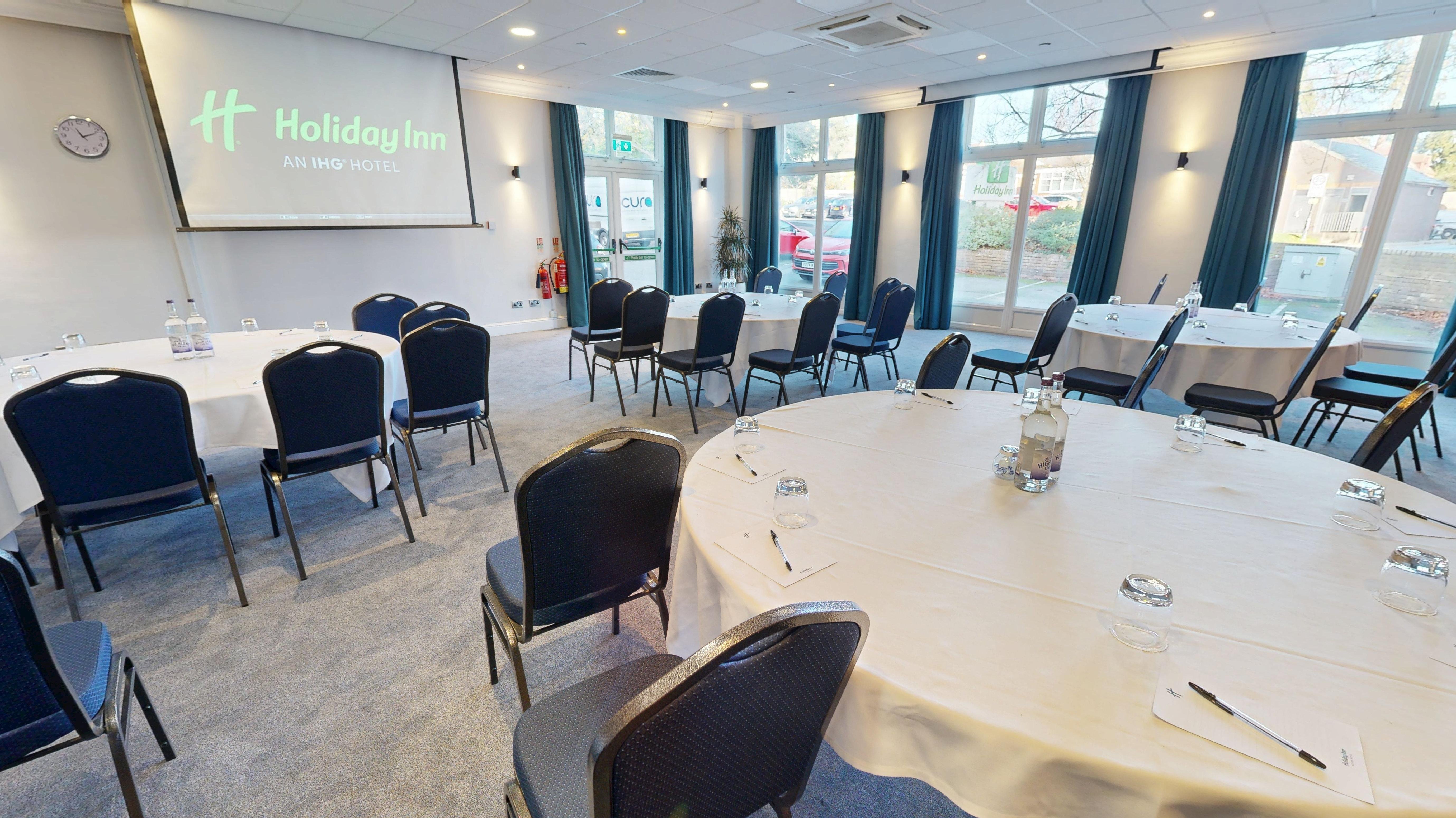 Holiday Inn Kenilworth 39/50