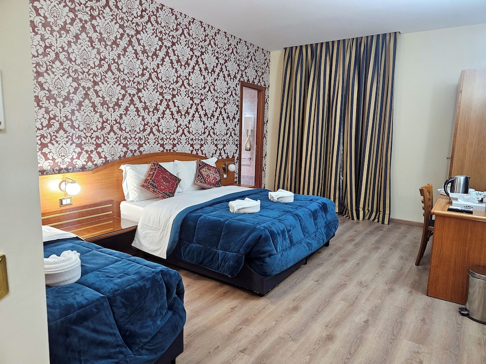 AMADEUS HOTEL ROME 14/50