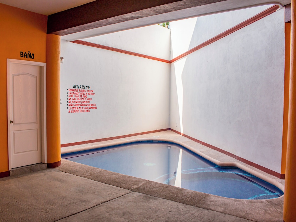 OYO Hotel La Playa 23/29
