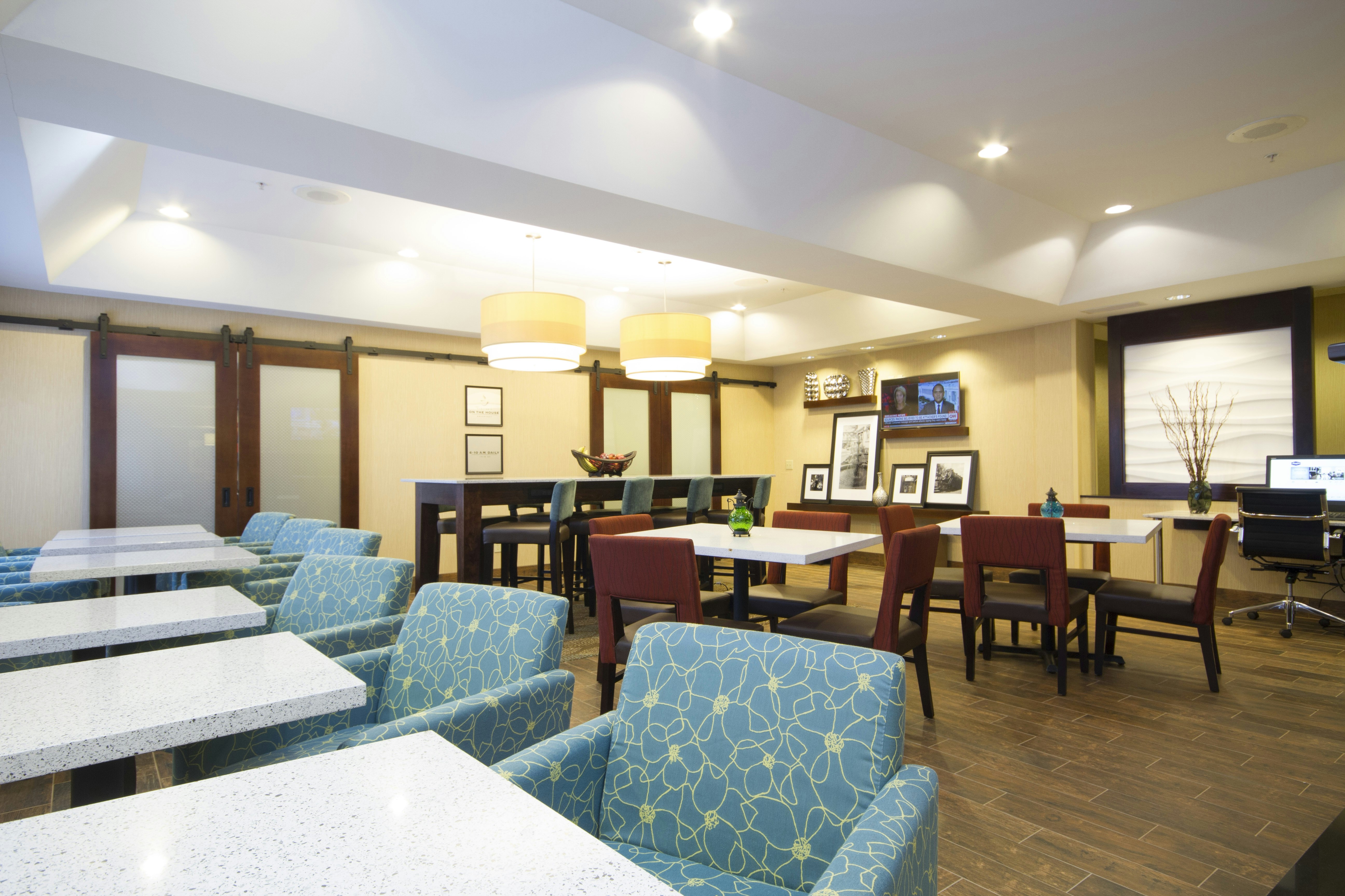 Hampton Inn Marshall, MI 27/40