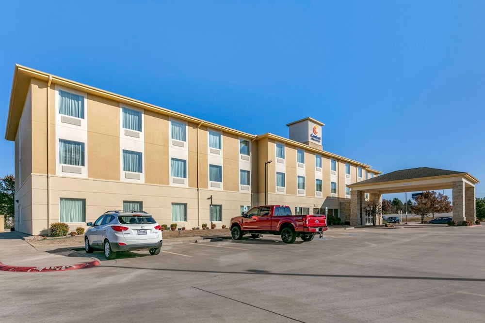 Comfort Inn and Suites Van Buren Fort Smith 38/40