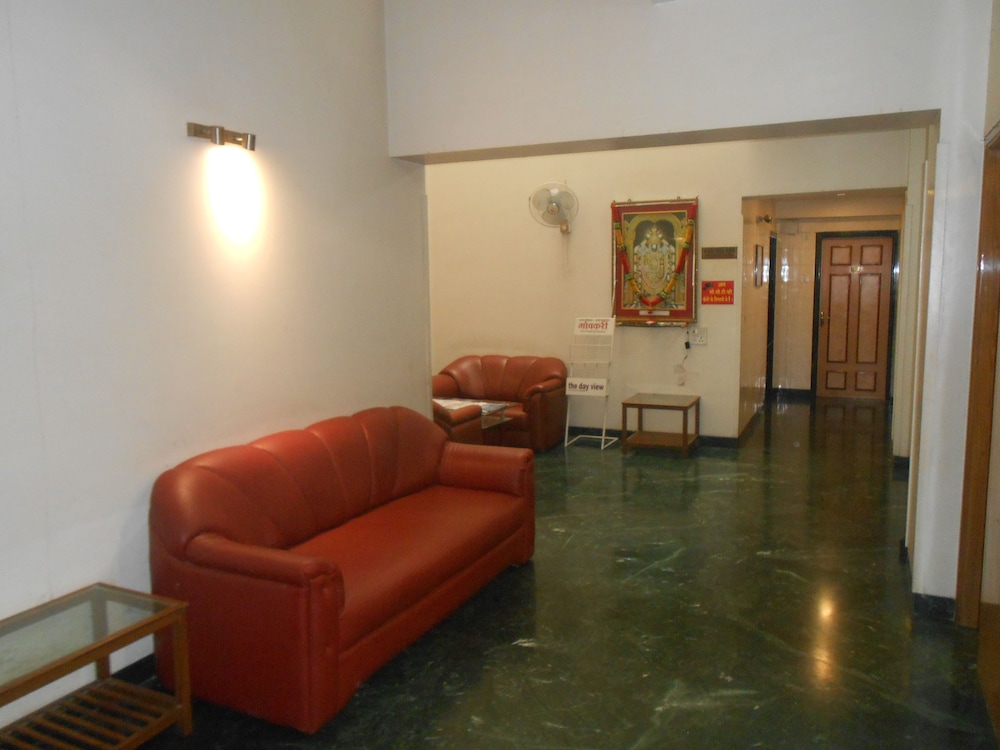 Hotel Pooja International 19/38