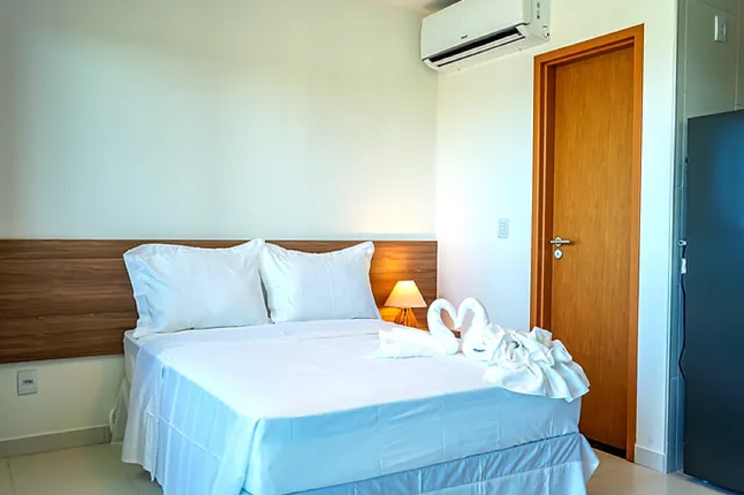 LUXURY, DOUBLE BED