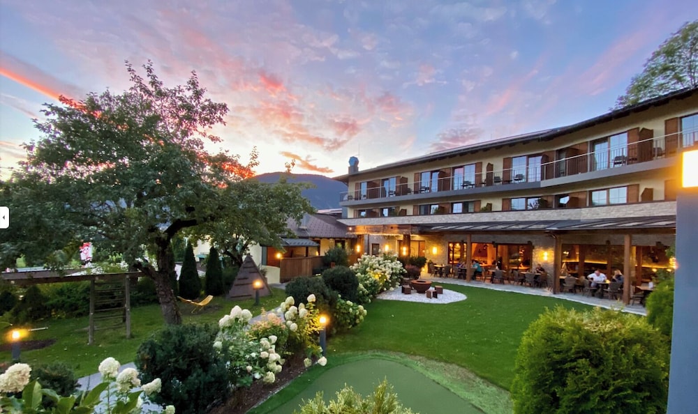 LANDHOTEL LAUDERSBACH 4/71
