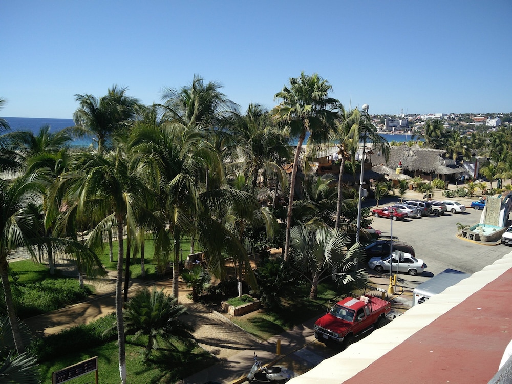 Hotel y Bungalows Acuario 49/60