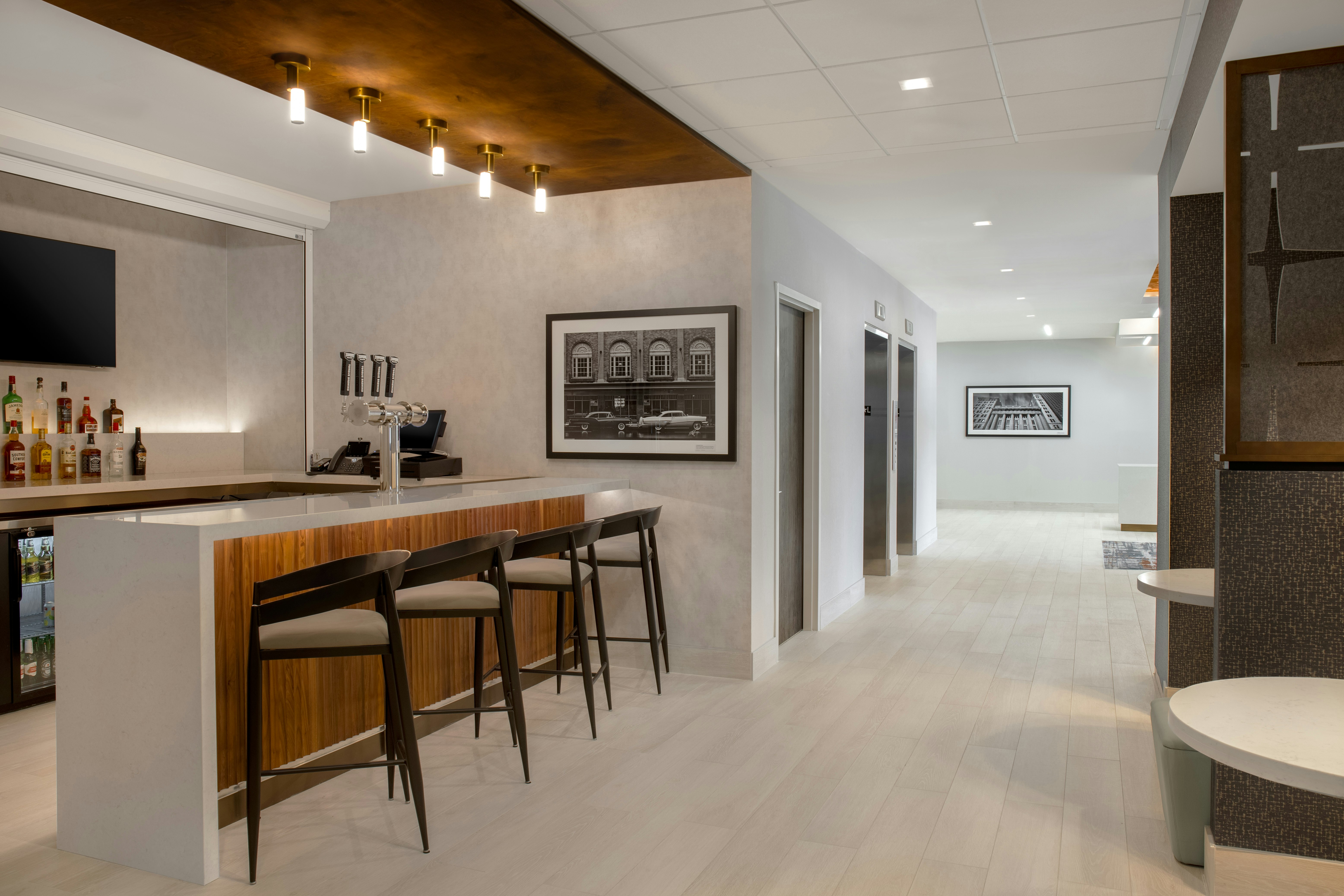Hampton Inn by Hilton Winnipeg Downtown 16/20