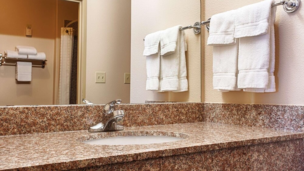 Quality Inn Perryton 19/36